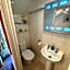 Delovely Hotel