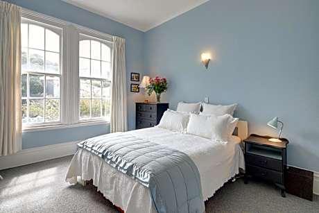 Thorndon Heritage Listed Villa