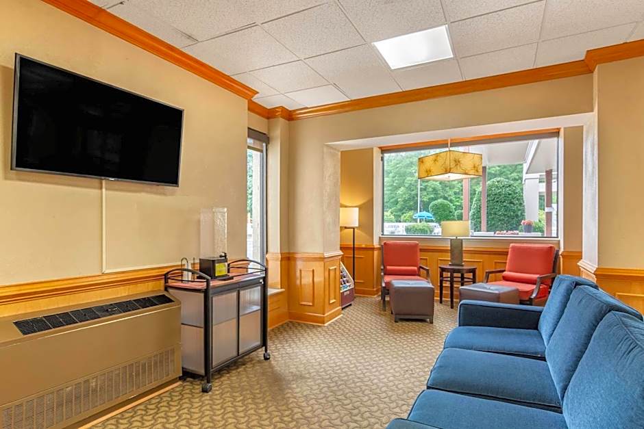 Comfort Inn Petersburg Fort Lee Area