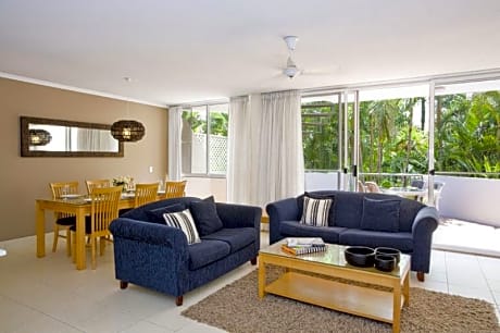 Noosa Tropicana