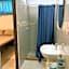 TamaHostel & Glamping