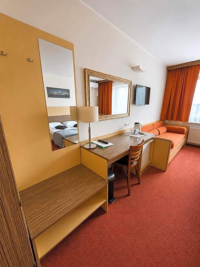 Info Hotel