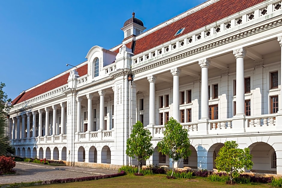 RedDoorz @ Mangga Besar 2