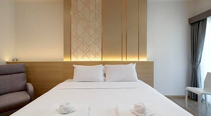 Riski Residence Ngamwongwan