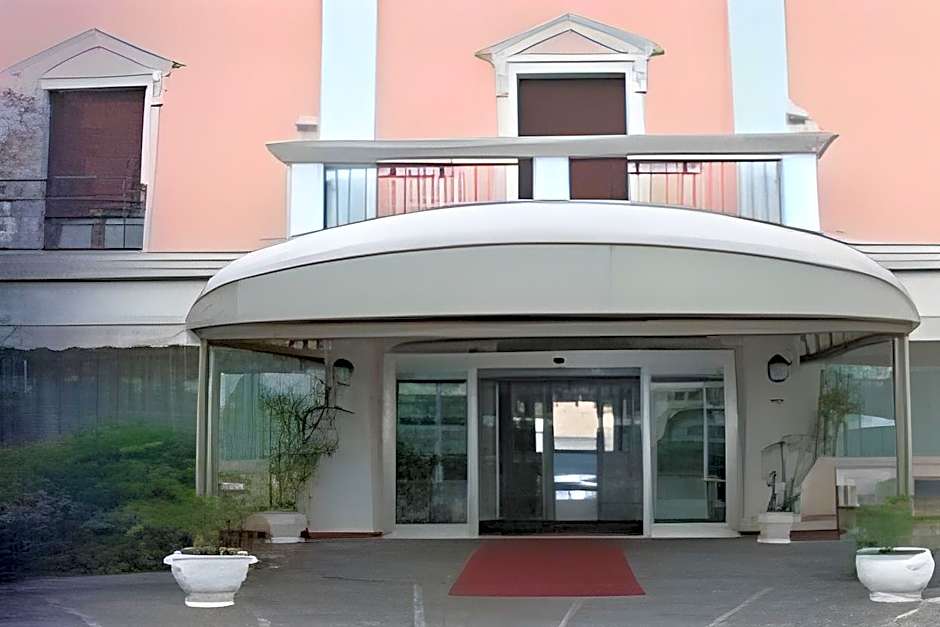 Hotel Master
