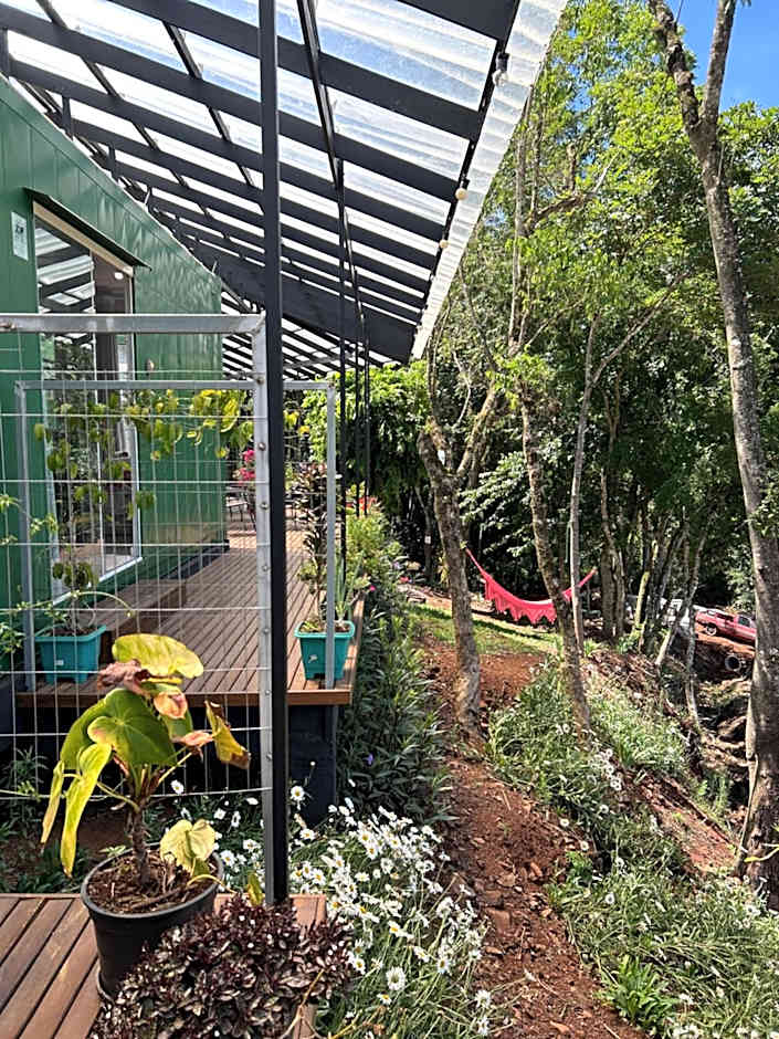 Pousada Jardim Encantado - Suítes em Container na cidade do Cristo Protetor - Encantado RS
