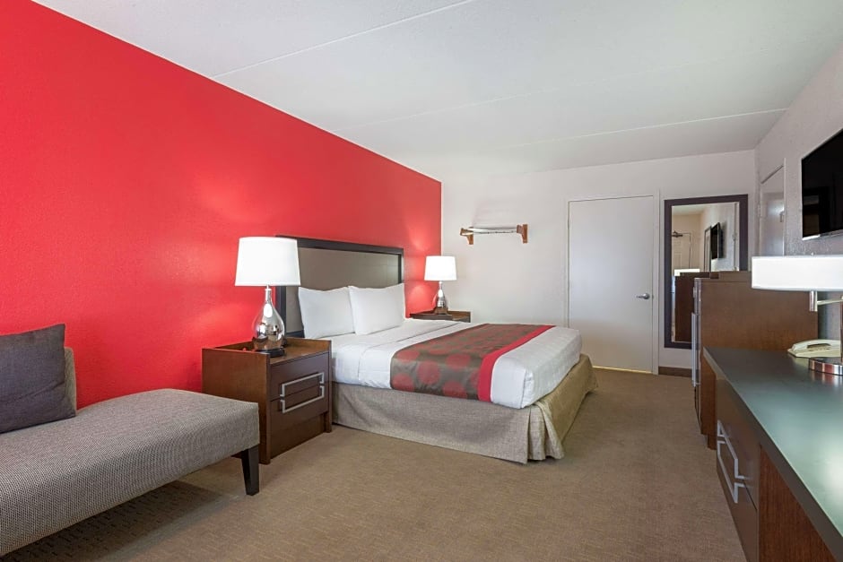 Photo 1 sur 2 de 2 Double Beds, Smoking