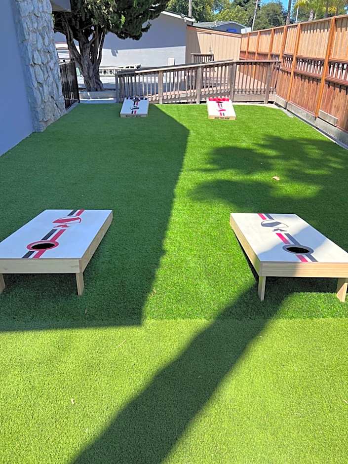 Surf City Inn & Suites