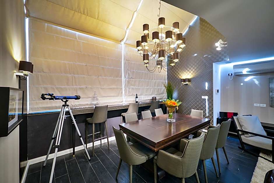 21st Floor Hotel