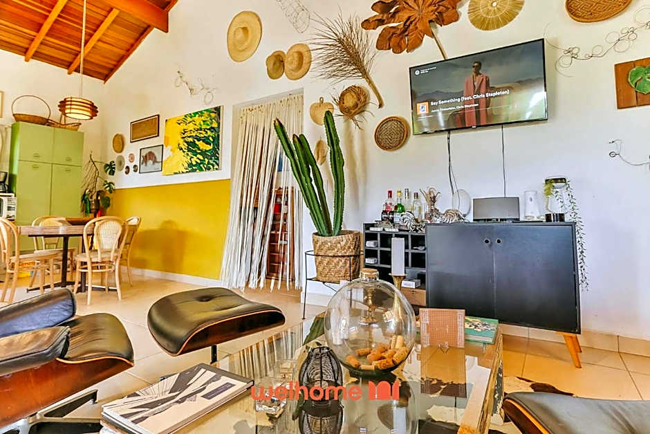 Casa em Mairinque com Piscina e Área Verde