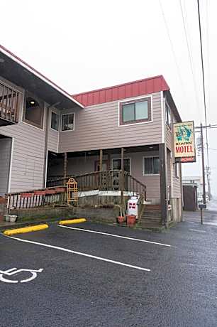 Tradewinds Motel