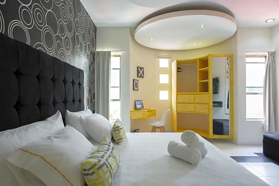 Casa Kaoba Hotel & Suites