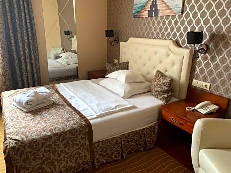 Double Room with Garden View