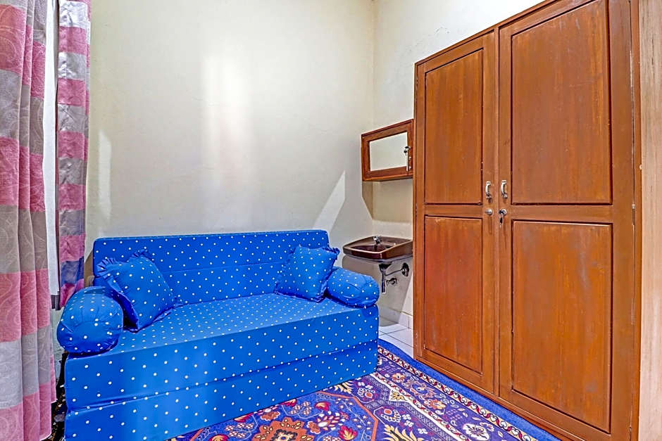 Oyo 91480 Putridapisa Syariah