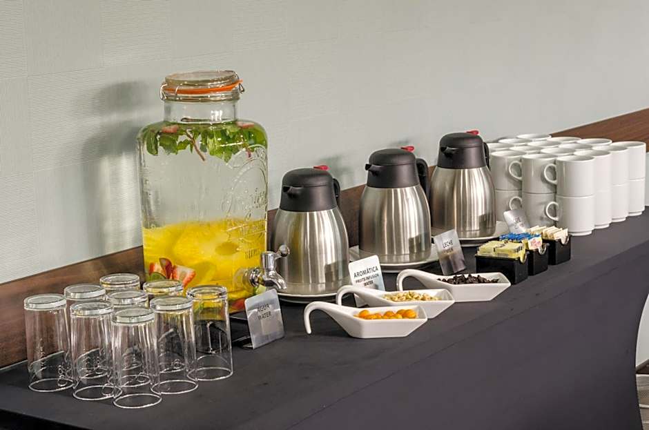 Holiday Inn Bogota Airport By IHG