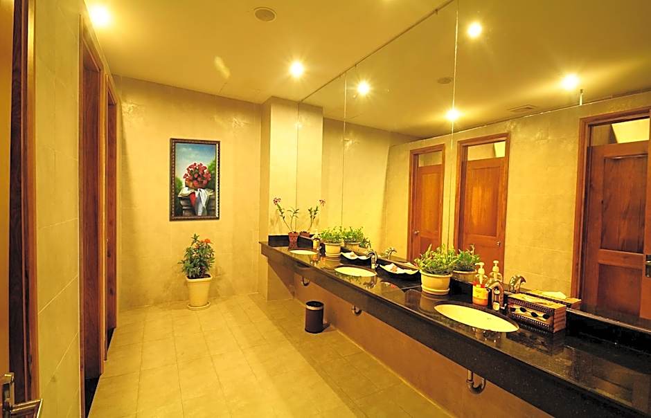 Romance Hotel