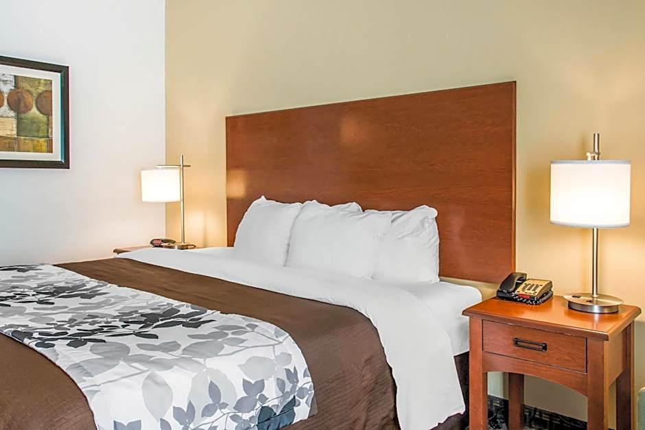 Sleep Inn & Suites
