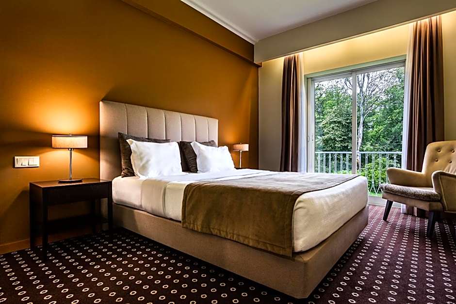 Photo 1 of 7 of Double Room
