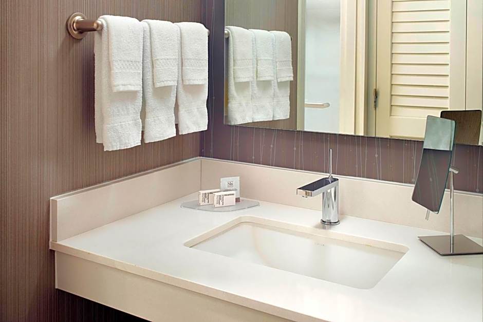 Courtyard by Marriott Raleigh Cary