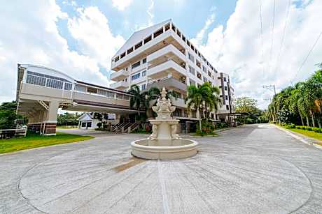 Whitewoods Convention and Leisure Hotel