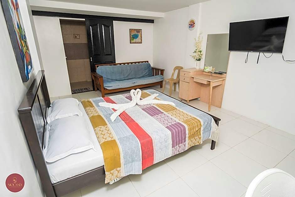 Sioland Grand Premier Hotel Lucena