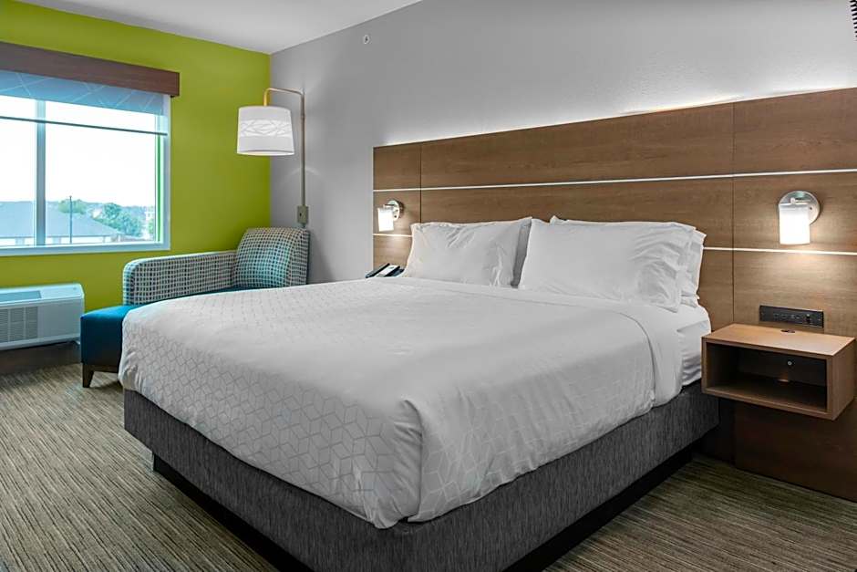 Holiday Inn Express And Suites Leander By IHG