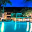 Le Reve by Mij - Beachfront Hotel