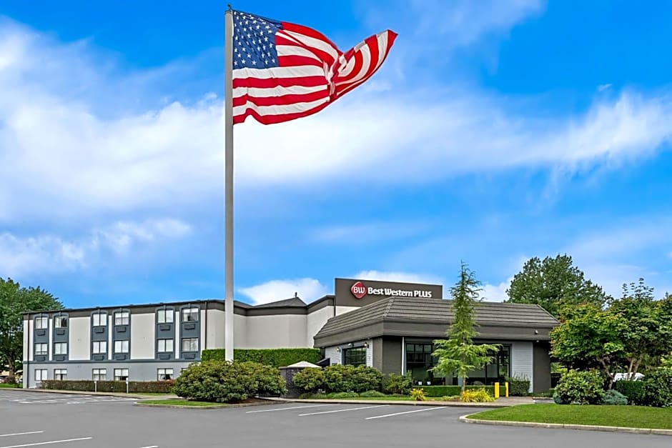 Best Western Plus Plaza Hotel & Conference Center