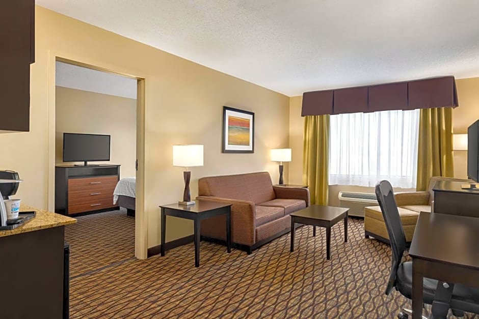 Holiday Inn Express Hotel & Suites Edmond