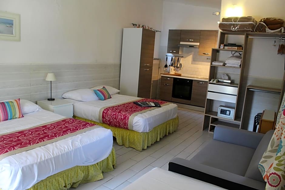 Hotel Cayrons Vence & St Paul de Vence