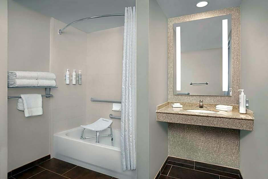 Hilton Garden Inn Gainesville