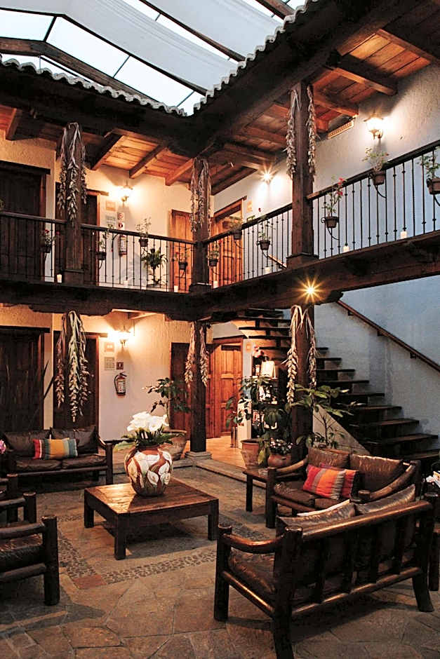 Docecuartos Hotel
