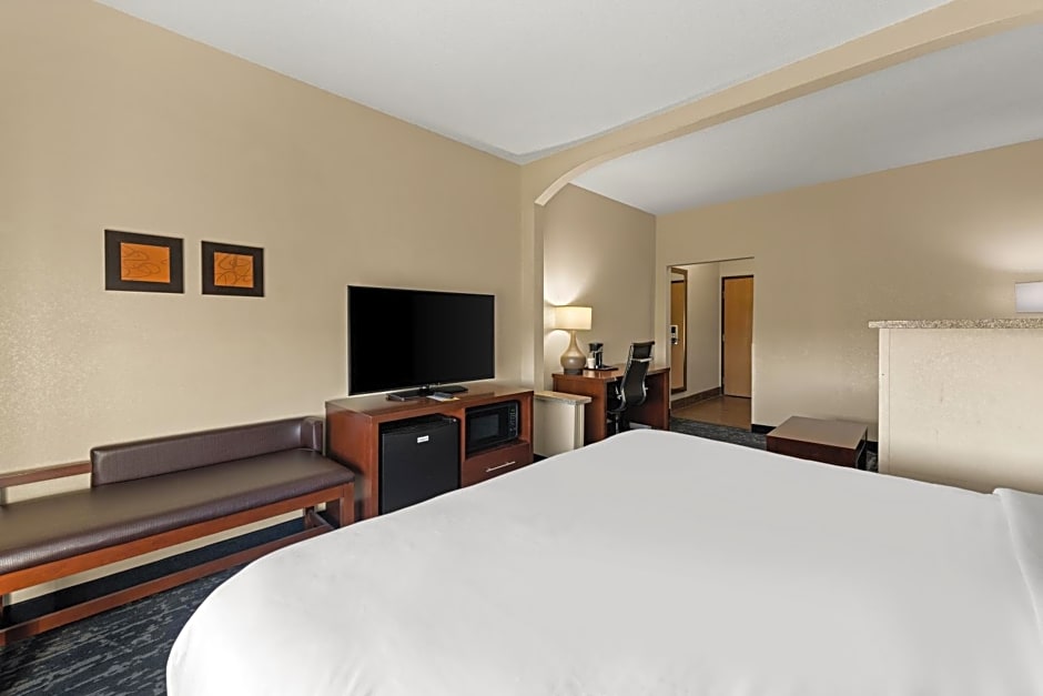 Comfort Suites Kansas City-Liberty