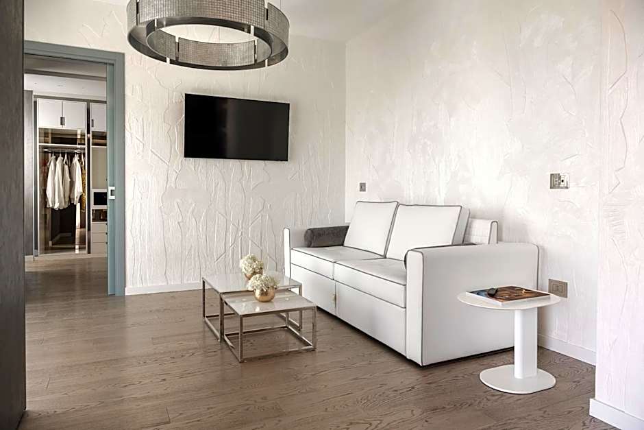 The Promenade Luxury Wellness Hotel