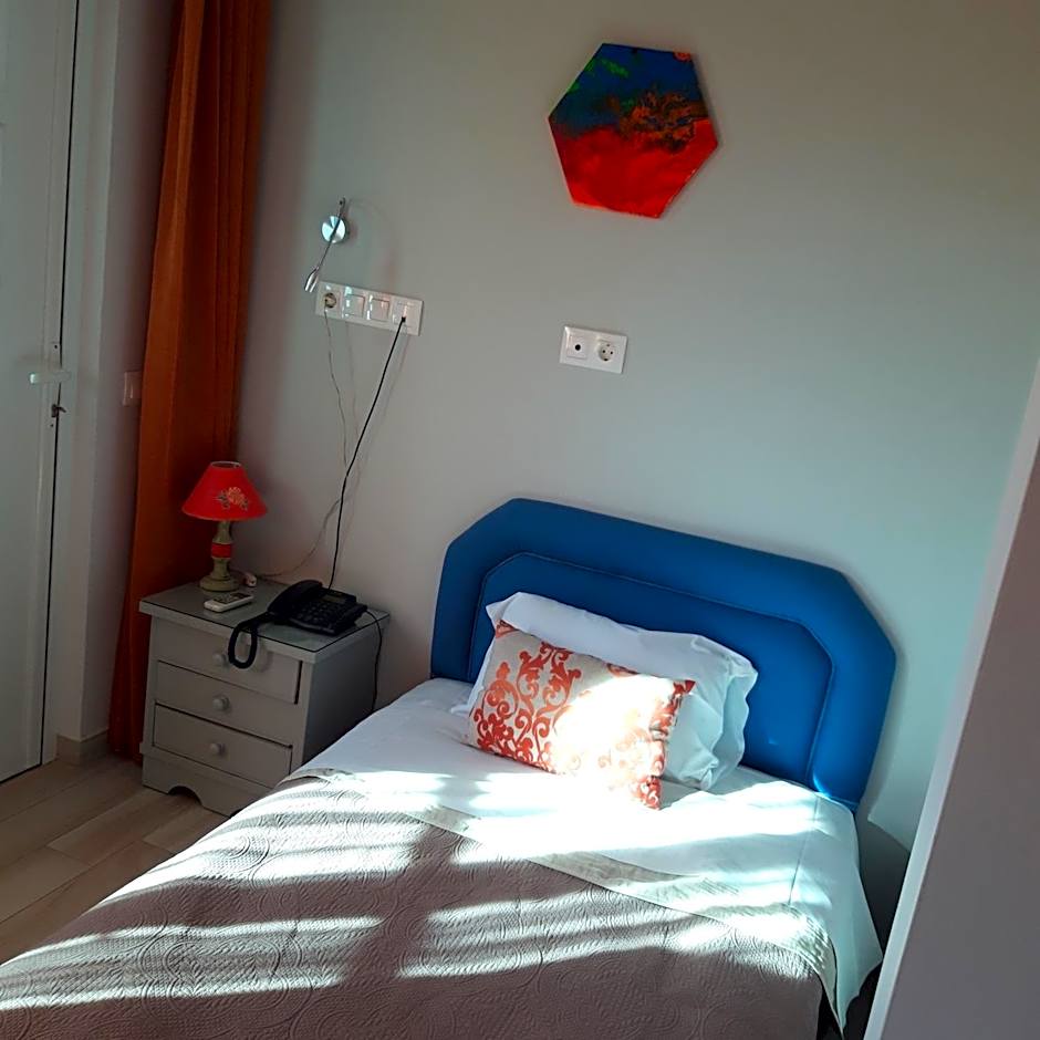 Aphrodite Art Hotel Aegina