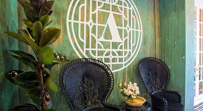 Azure Hostel Bangkok