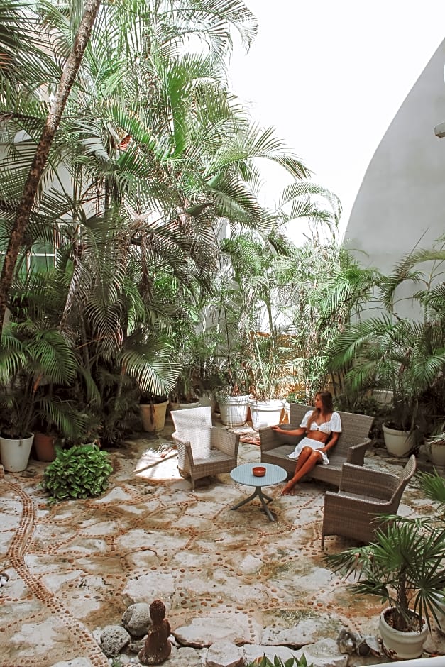 Coco Rio Hotel by Hospitality Wellbeing