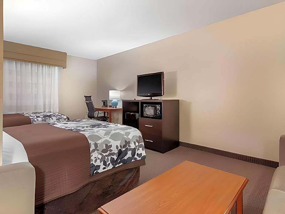 Sleep Inn & Suites Hays I-70