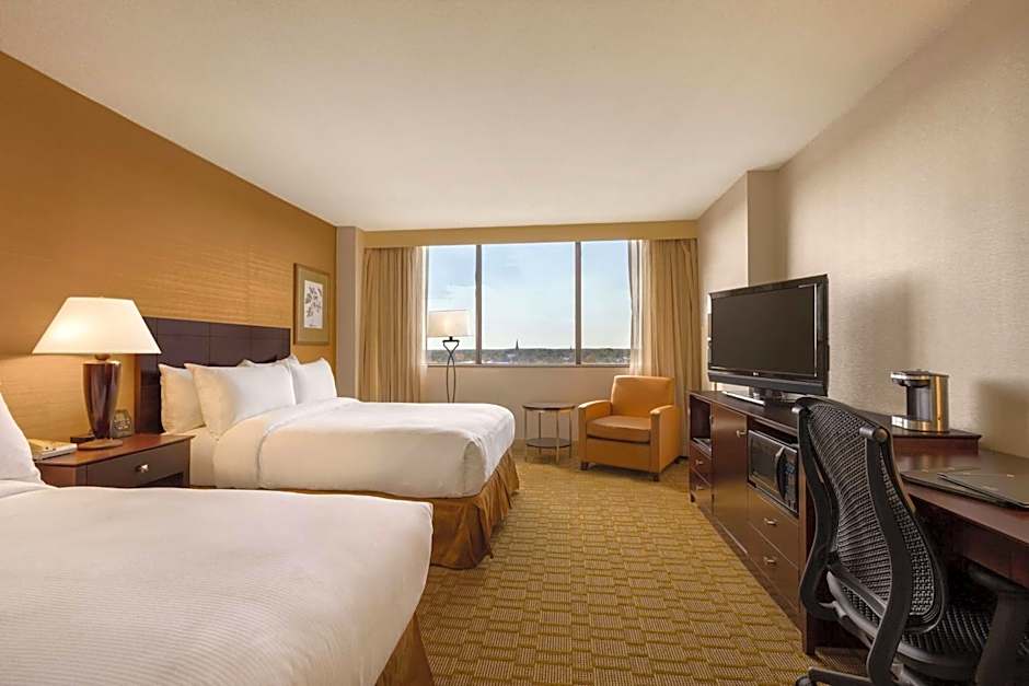 Hilton Fort Wayne At The Grand Wayne Center