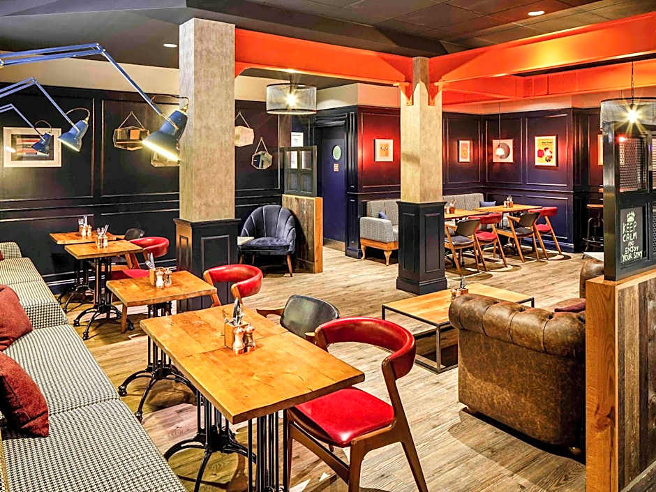 Ibis Manchester Centre 96 Portland Street