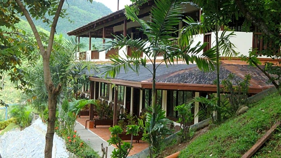 Tribal Hills Mountain Resort