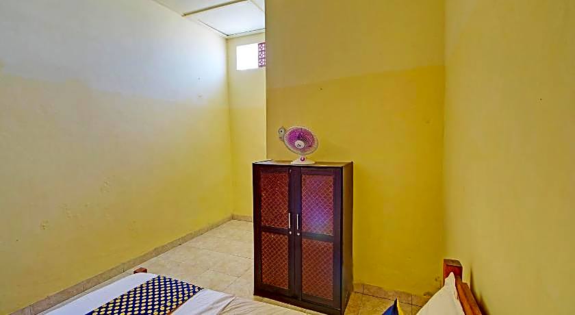 OYO Life 92954 Shanti Kost