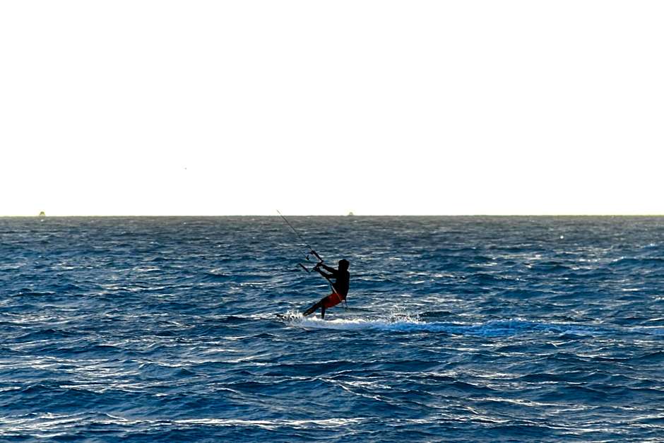 Sky Beach Maldives - Dhiffushi