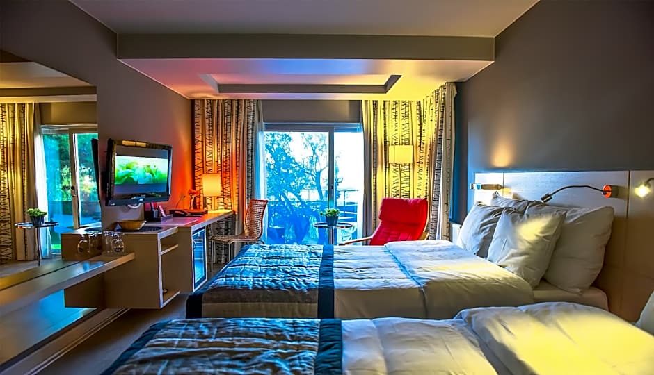 Denizatı Plus Hotel