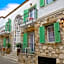 Brothers Cesme Boutique Hotel
