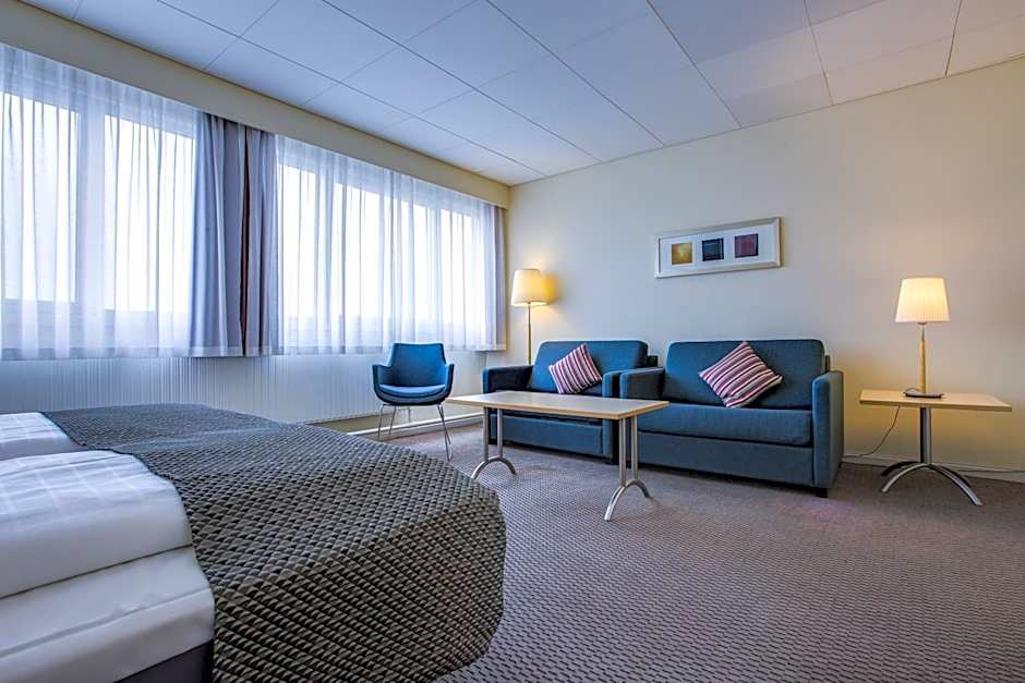 Best Western Plus Airport Hotel