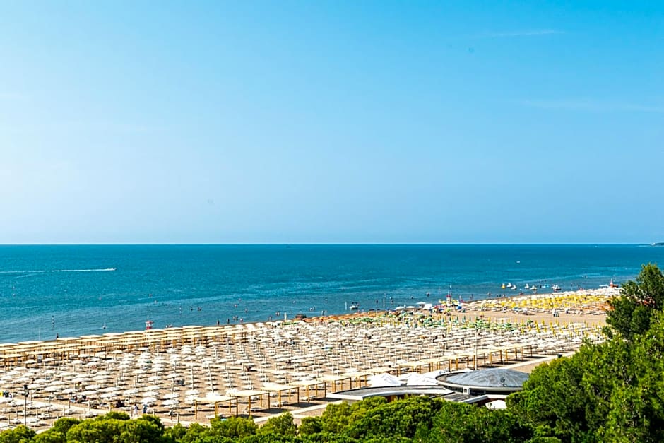 International Beach Hotel