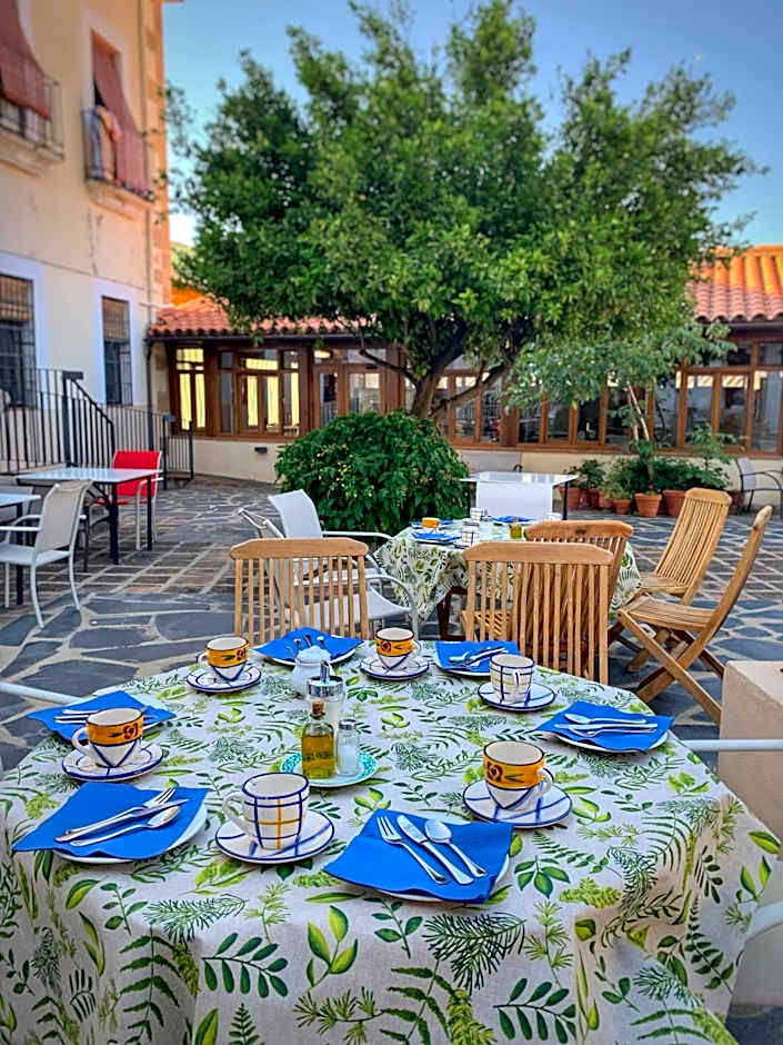 Hotel Rural La Casa De Pasarón