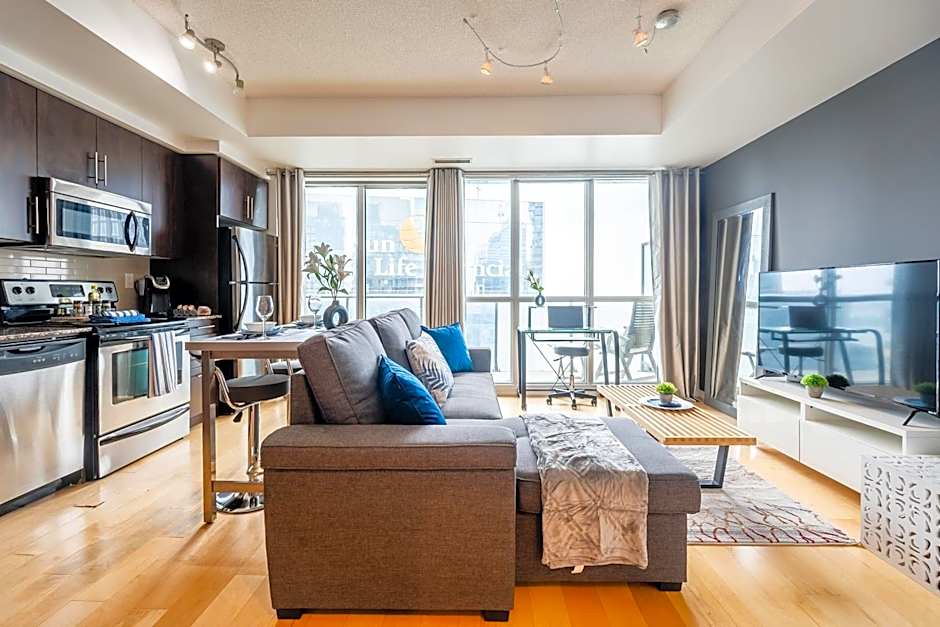 1BR Luxury Condo - Downtown Toronto