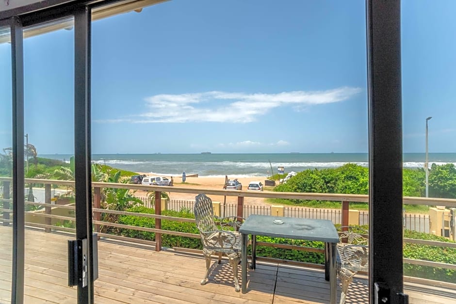 Glenashley Beach Accommodation - B&B and Backpackers